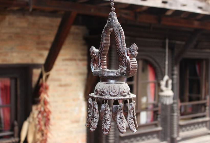 تختخواب و صبحانه Newa Chen Historic House Unesco