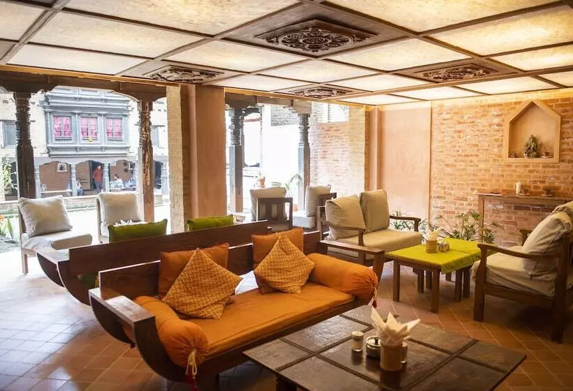 تختخواب و صبحانه Newa Chen Historic House Unesco