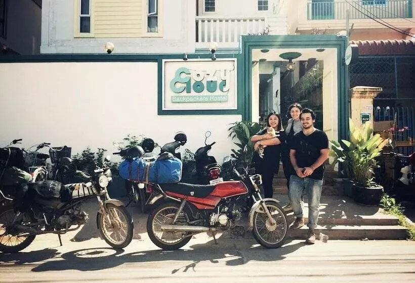 Cozycloud Backpackers Hostel
