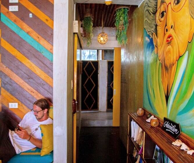 Happiness Hostel El Nido