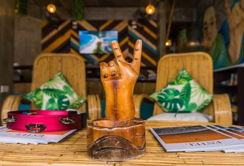 Happiness Hostel El Nido