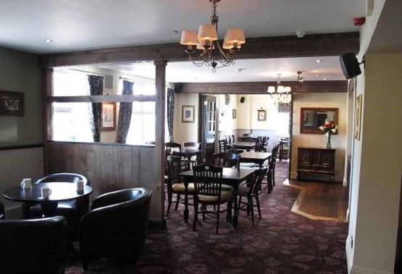 פונדק Old Red House