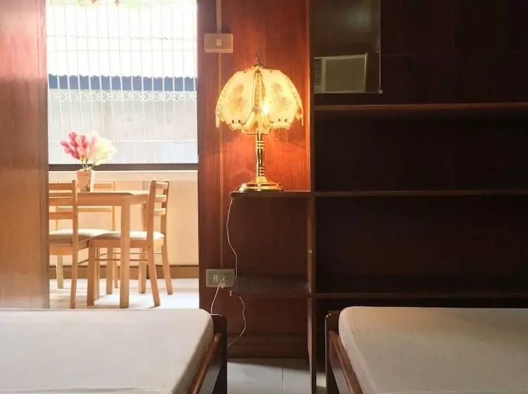 Hostel Luisito