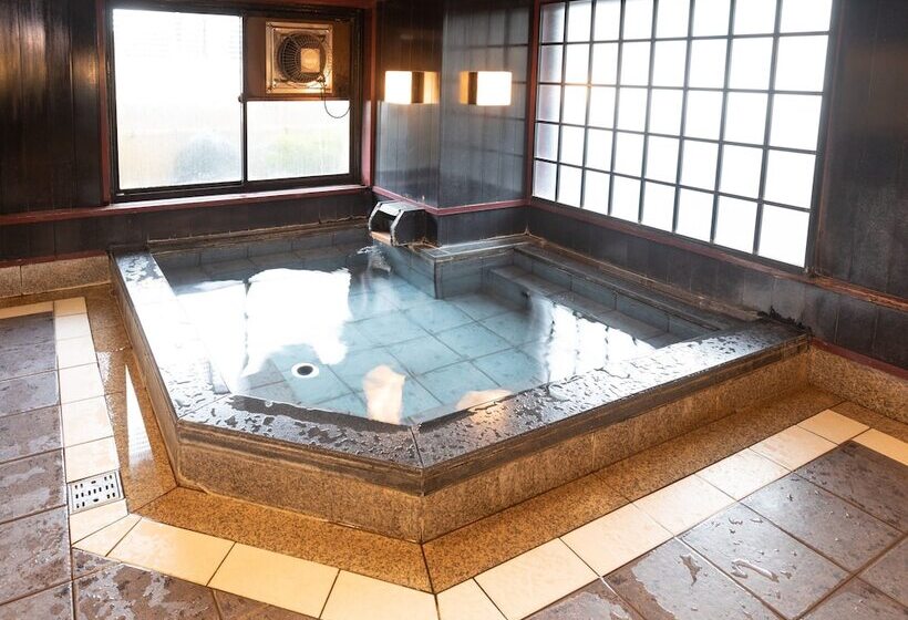 Hotel Castle Inn Suzuka