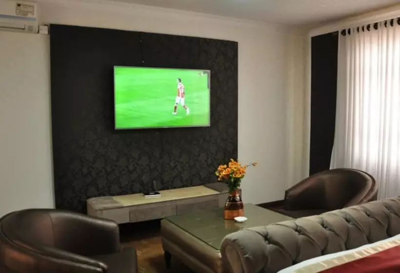 هتل Elite Suites