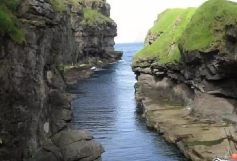 Hotelli Gjaargardur Guesthouse Gjogv