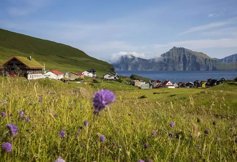 Hotelli Gjaargardur Guesthouse Gjogv