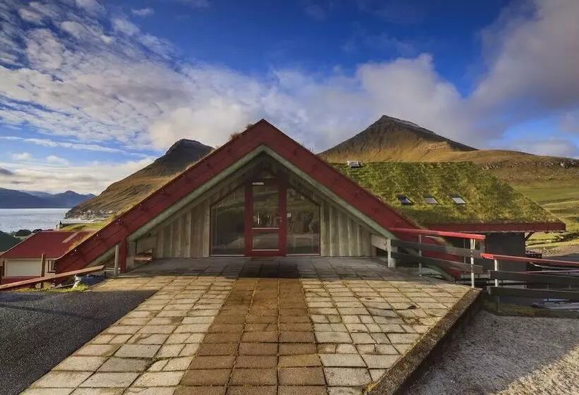 Hotelli Gjaargardur Guesthouse Gjogv