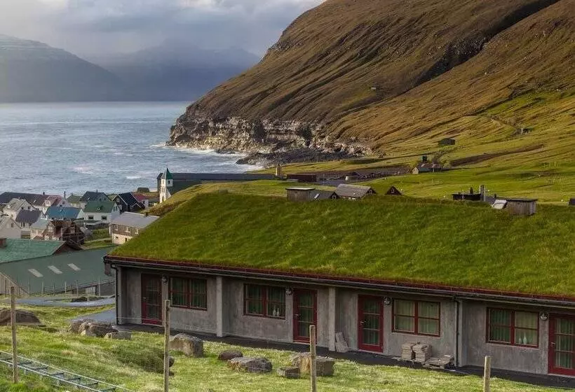 Hotelli Gjaargardur Guesthouse Gjogv