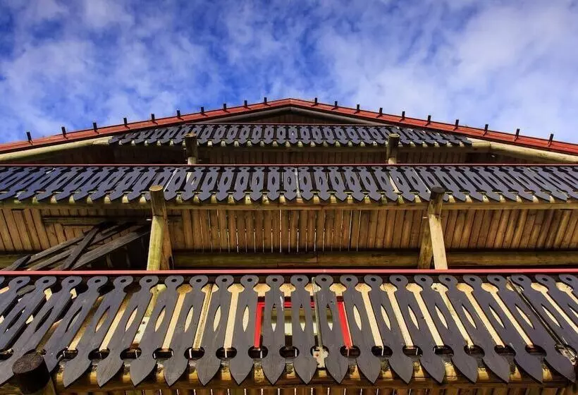 Hotelli Gjaargardur Guesthouse Gjogv