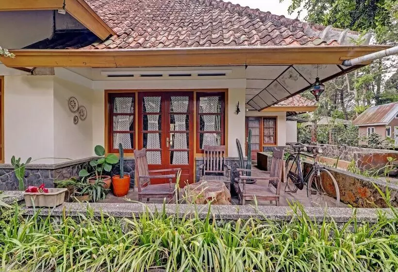 ホテル Collection O 90461 Graha Atmadja Syariah Guest House