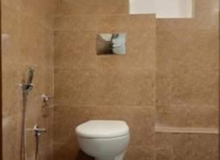 هتل Heranya La:ku