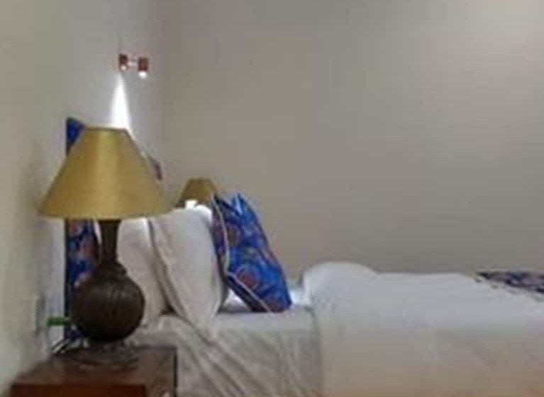 هتل Heranya La:ku