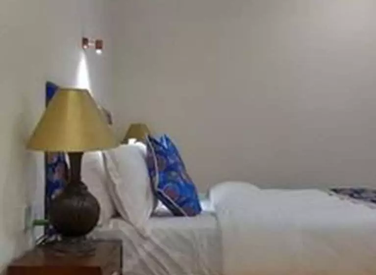 هتل Heranya La:ku