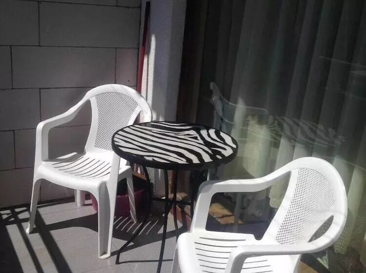 Hotelli Joy Apartments