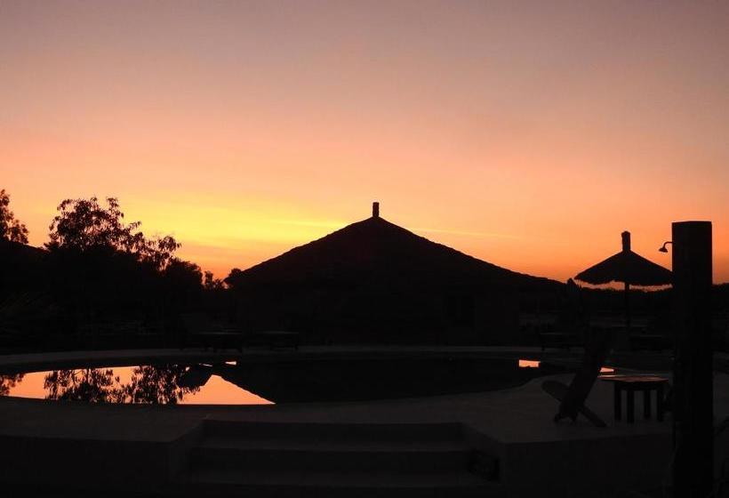 هتل Le Kinkéliba Lodge