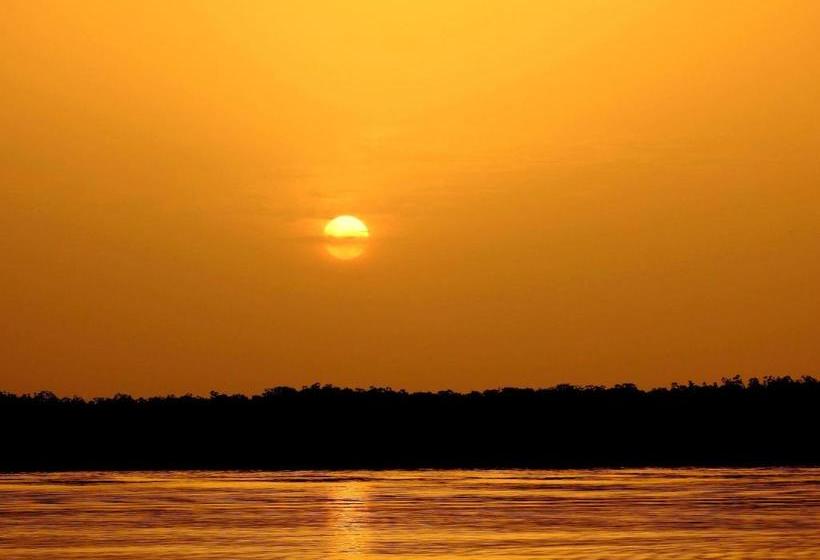 هتل Le Kinkéliba Lodge