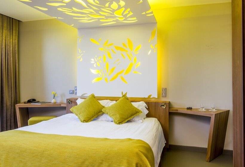 בית מלון כפרי Relais & Chateaux Serge Vieira