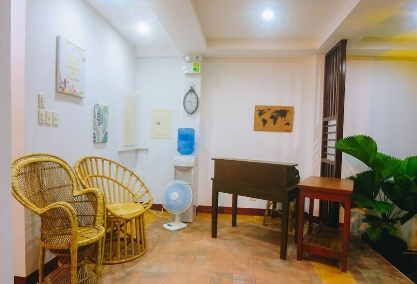 Отель Talisay Boutique