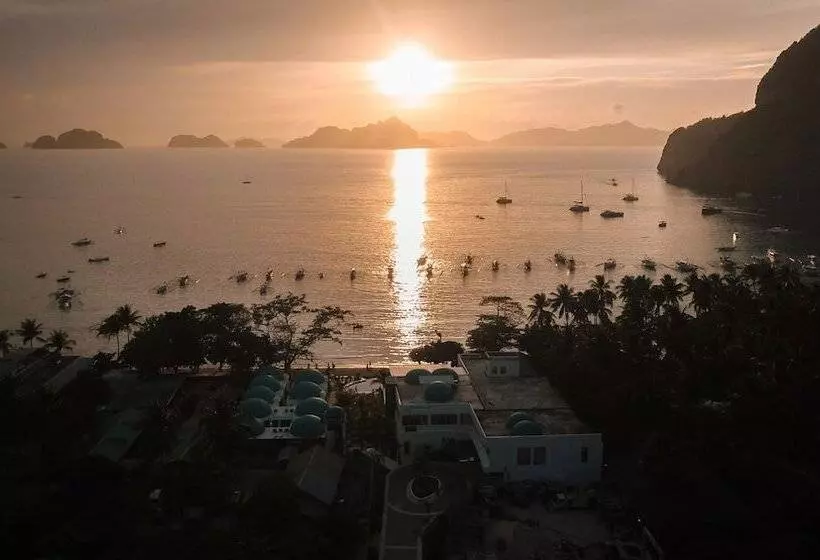 ホテル Weekends El Nido Beach Resort