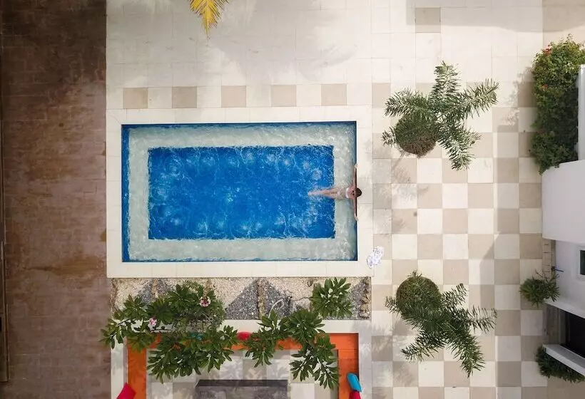 ホテル Weekends El Nido Beach Resort