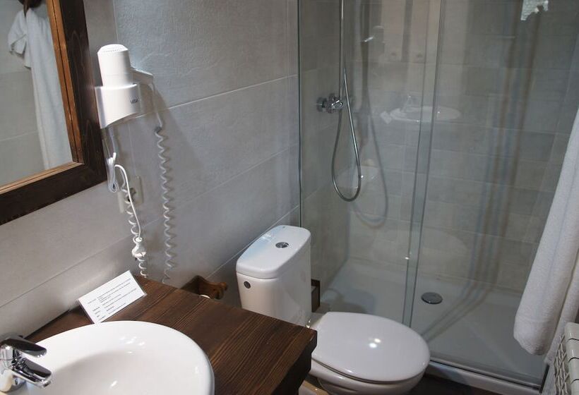 پانسیون Cal Marrufes