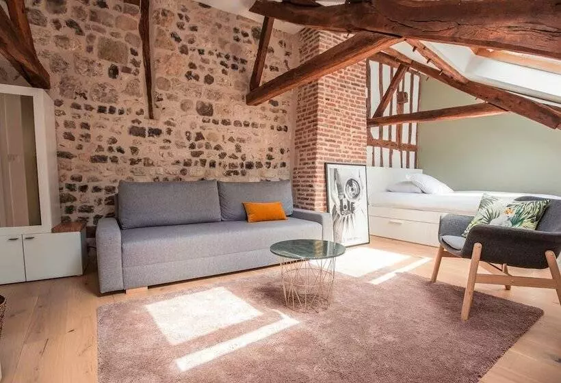 Majatalo La Maison Des Arts