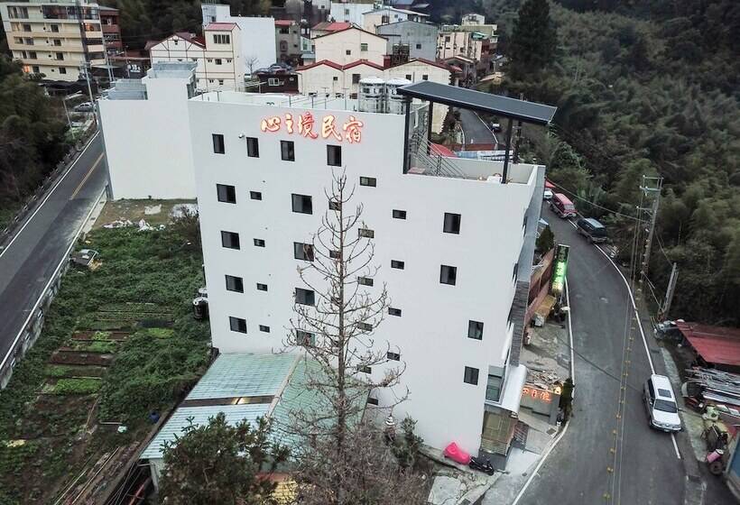 تختخواب و صبحانه Placeofheart