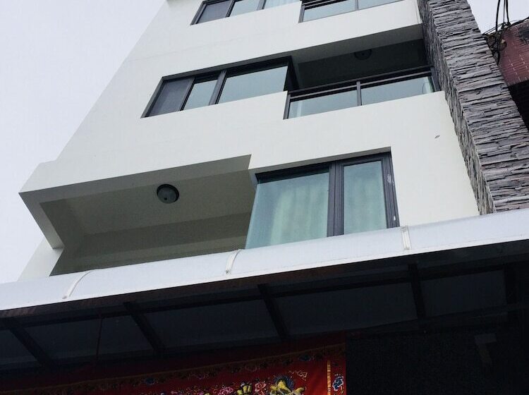 تختخواب و صبحانه Placeofheart