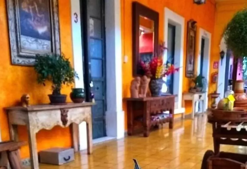 ホテル Casona Tlaquepaque Temazcal Y Spa