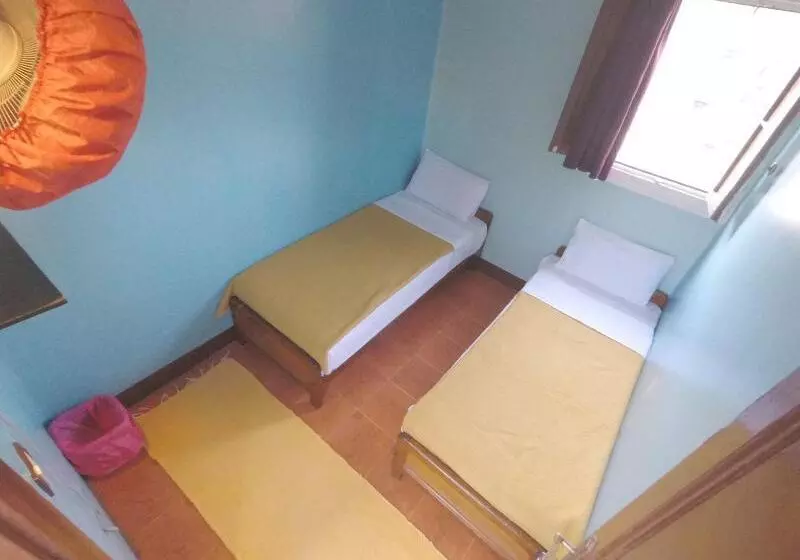 هتل Dahab Hostel