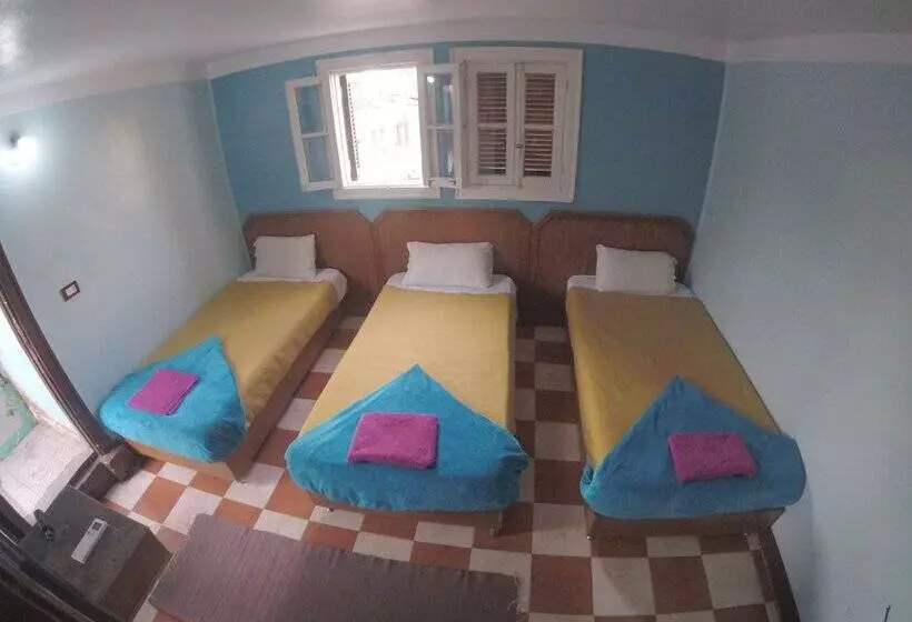 هتل Dahab Hostel