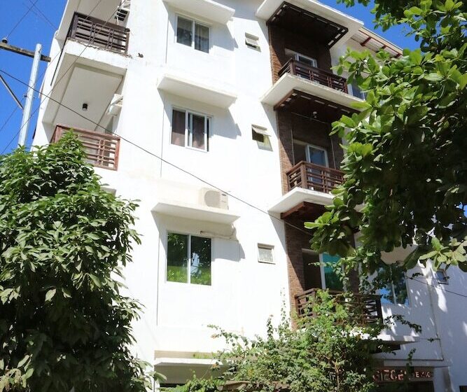 בית מלון כפרי Giecel Pension