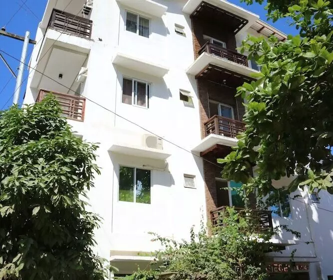 Hotelli Giecel Pension