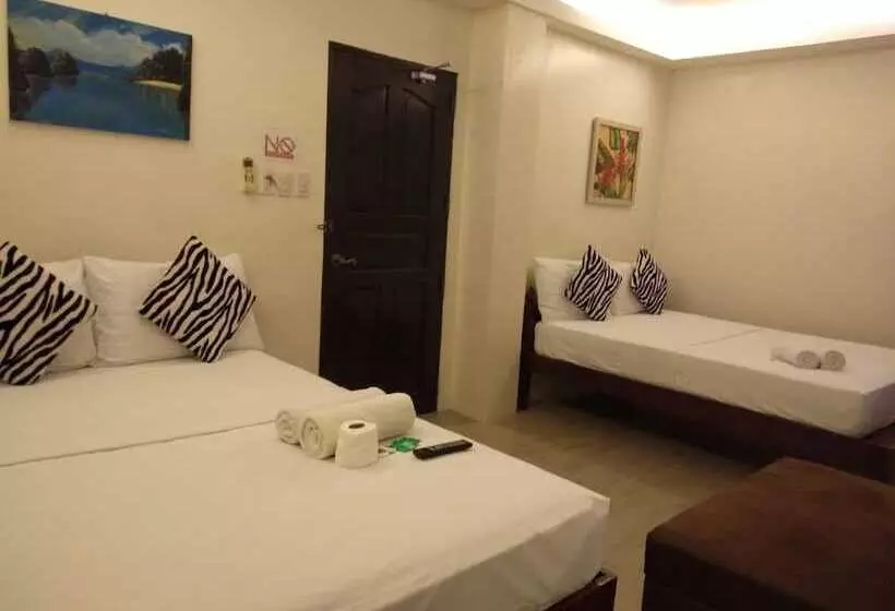 Hotelli Giecel Pension