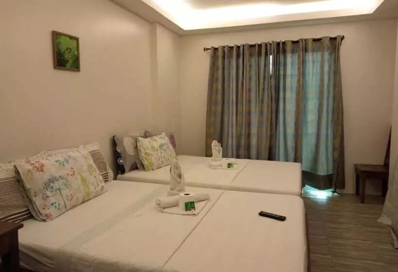 Hotelli Giecel Pension
