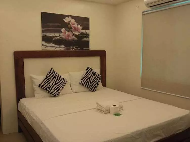 Hotelli Giecel Pension