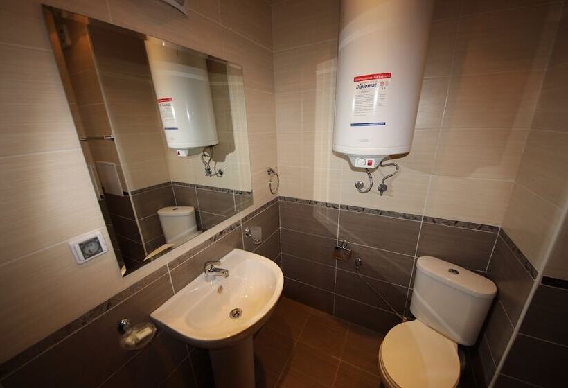 Menada Saint George Palace