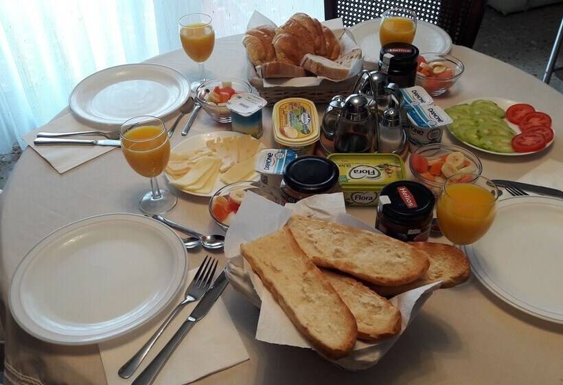 ペンション сasa Nadin