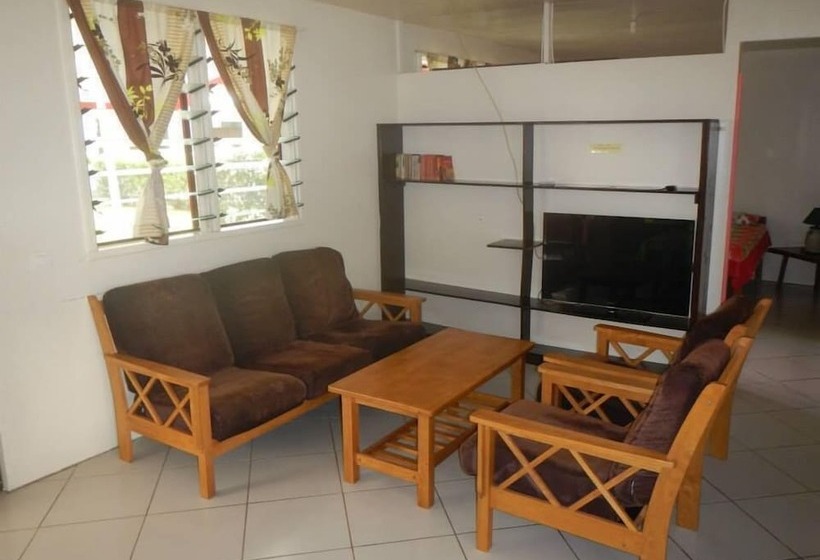 پانسیون Chalet Tipanier