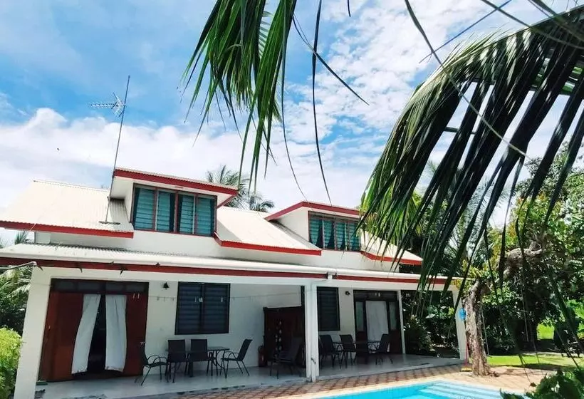 پانسیون Chalet Tipanier