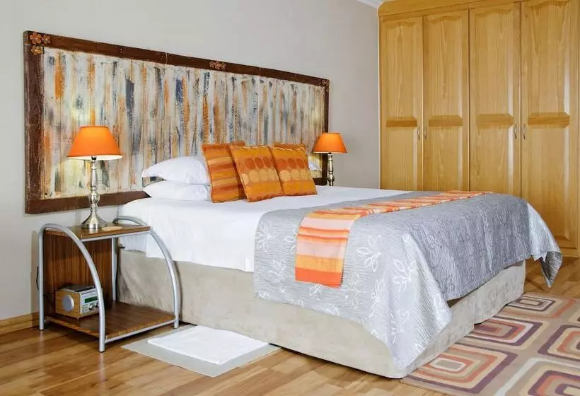 Majatalo Country Park