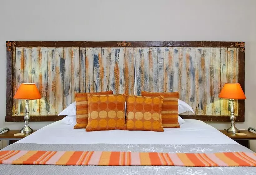 Majatalo Country Park