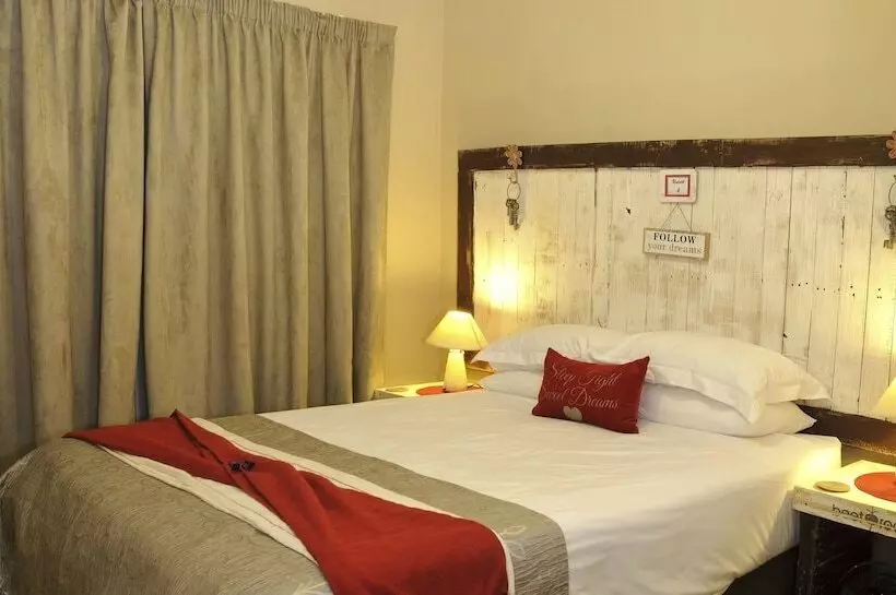 Majatalo Country Park