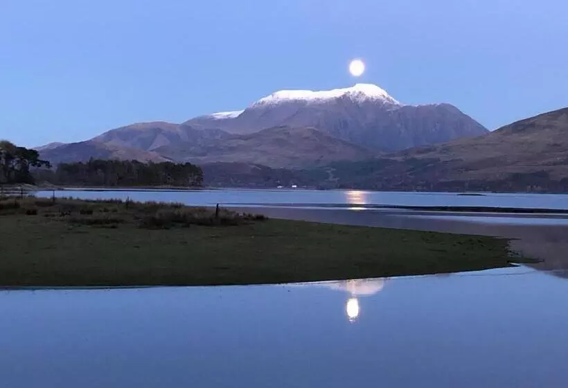 Majatalo Distant Hills Guest House