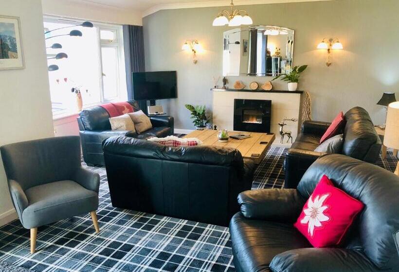 ペンション Distant Hills Guest House