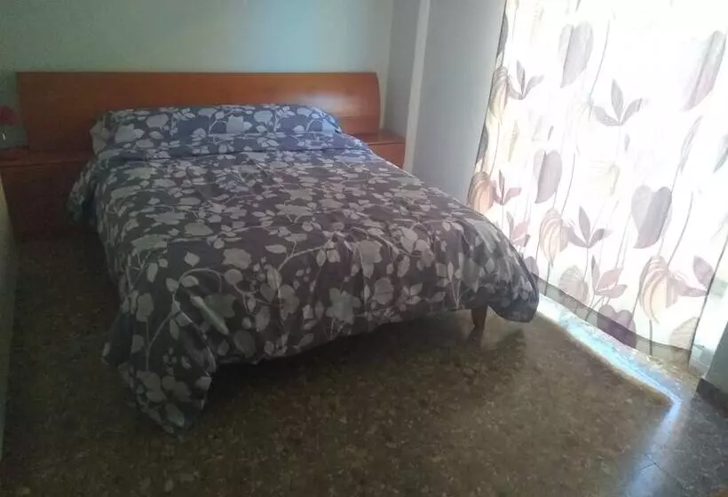 Majatalo Habitaciones Petrer