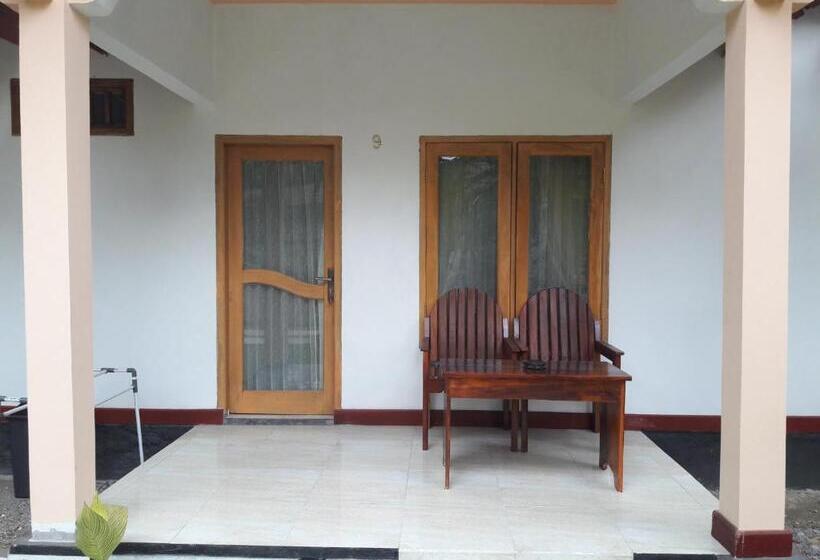 Pension Kuta Garden Homestay