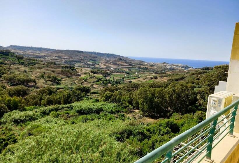 پانسیون Paradise Gardens