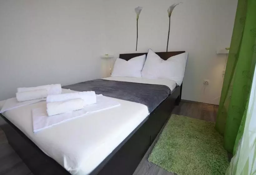 Apartments Micija